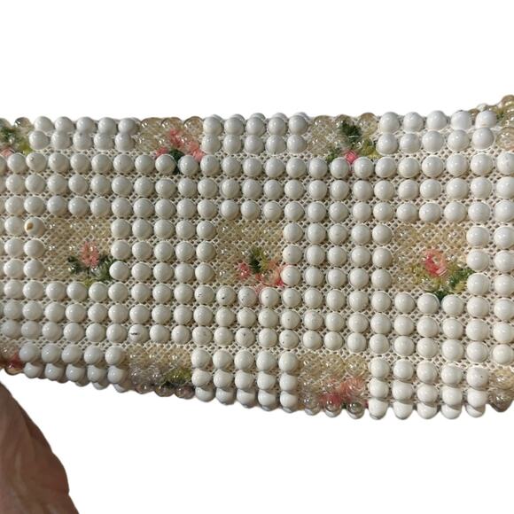 Vintage Ivory Beaded HandBag with Pink Floral Decorative Trim - Picture 5 of 12